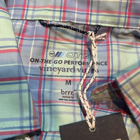 Brand new men’s vineyard vines button down on the go performance - Picture 2 of 3
